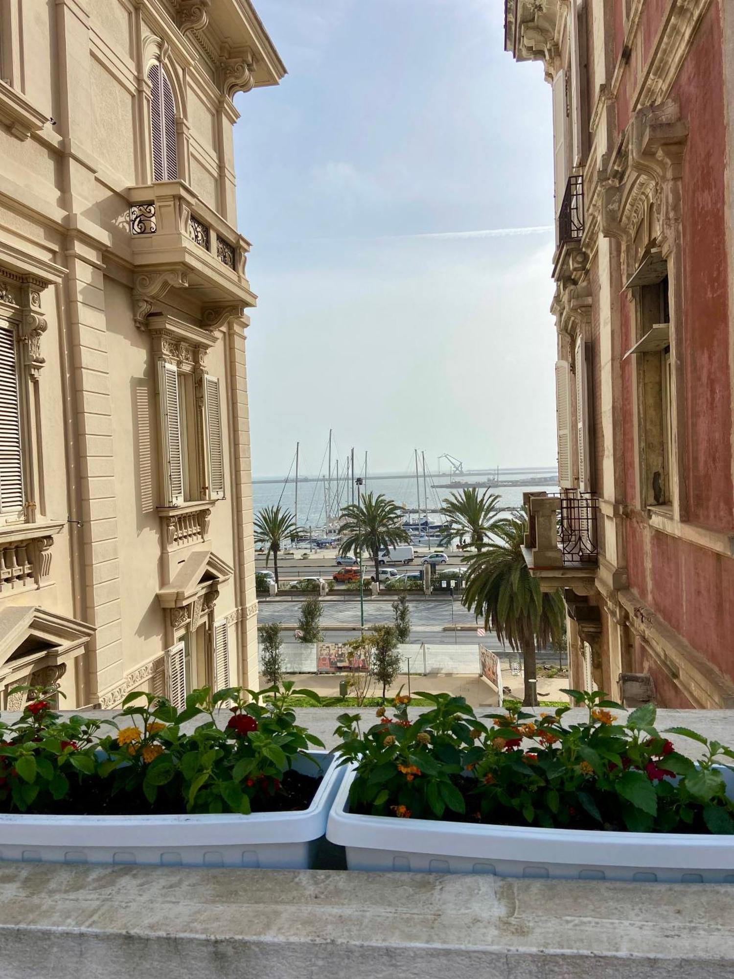 Vicomillesuites Cagliari Buitenkant foto