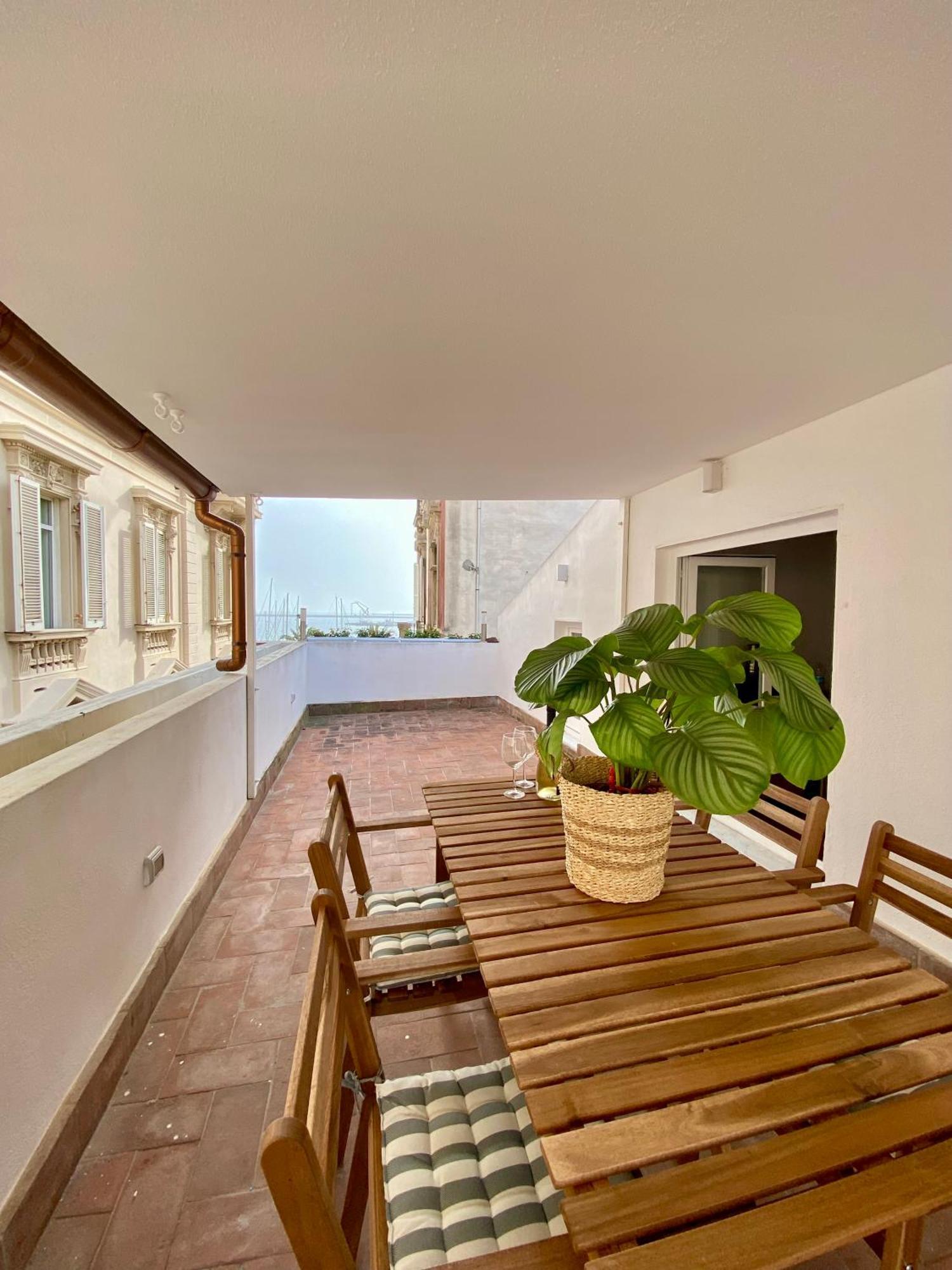 Vicomillesuites Cagliari Buitenkant foto